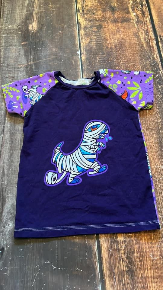 5/6 Mummy Dino Raglan