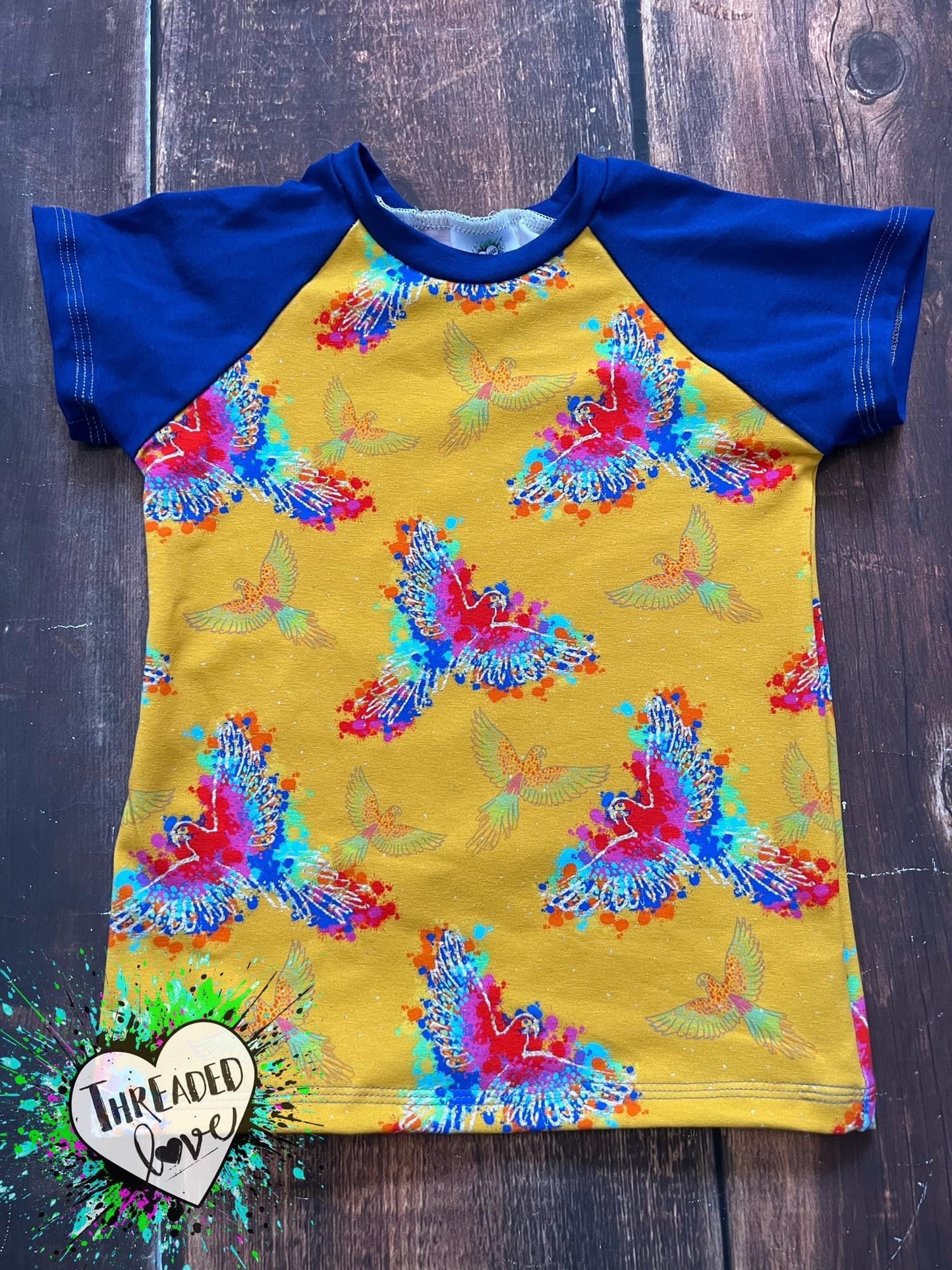 5/6 Macaw Raglan